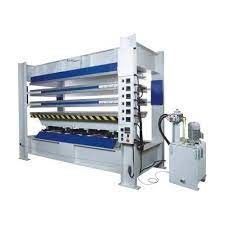 comprare PLC Control Plywood Press Machine 7.5KW Hydraulic Hot Press Machine per il compensato fabbricazione online