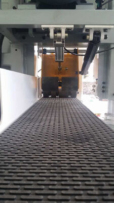 comprare Max Cutting Width 800mm Woodworking Sliding Table Saw with Tilting Angle Saw Blade 0 to 45 Degrees and Table Tilt Negative 45 to 45 Degrees fabbricazione online