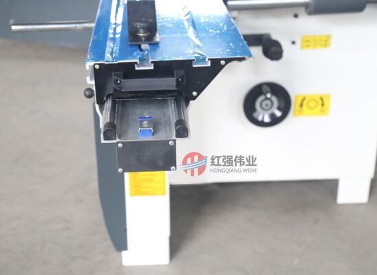 comprare Tilting angle saw blade 0-45 degrees Woodworking Sliding Table Saw featuring Table Size 800x600mm Package Size 1050x1000x850mm for Wood Cutting fabbricazione online