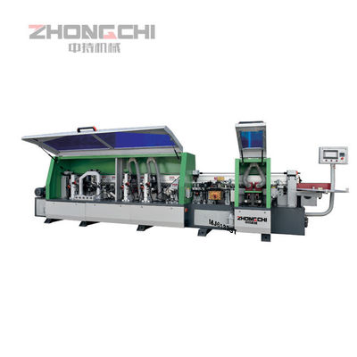 Macchina per la lavorazione del legno per l'elaborazione di fasce di bordo in PVC con macchina per il taglio degli angoli